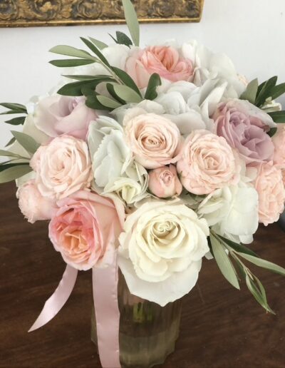 Bouquet mariée Toulon rose et blanc fleuriste à la Garde