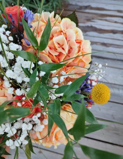 Fleuriste la Garde bouquets floraux colorés